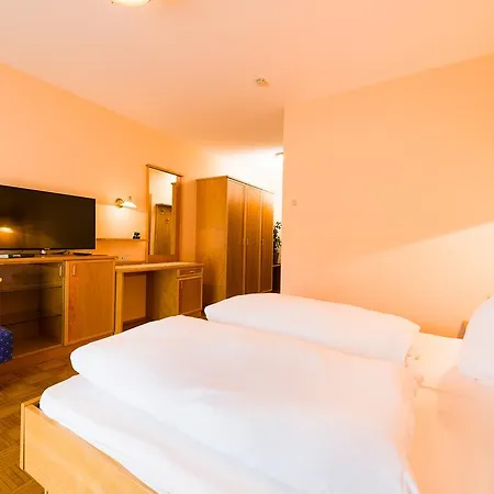 Das Hotel Schmied In Der Suedsteiermark 3* Arnfels