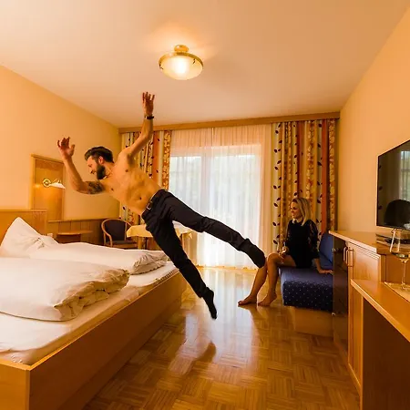 Das Hotel Schmied In Der Suedsteiermark فندق