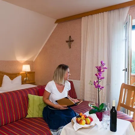 Das Hotel Schmied In Der Suedsteiermark 3*