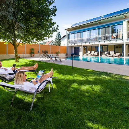 Das Hotel Schmied In Der Suedsteiermark 3* Arnfels