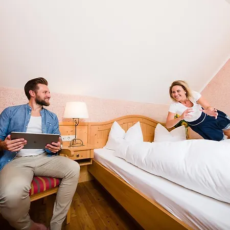 فندق Das Hotel Schmied In Der Suedsteiermark Arnfels