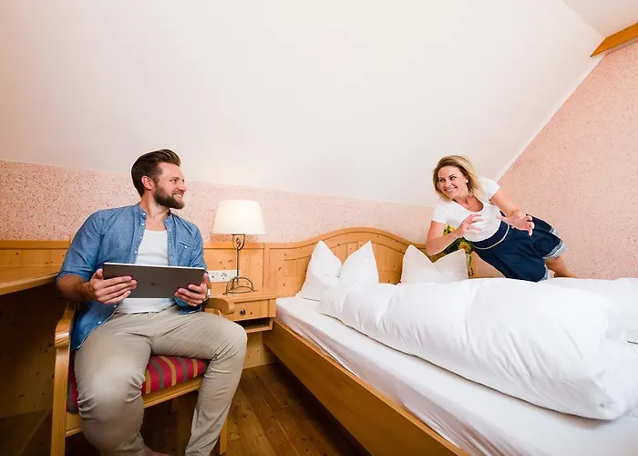 فندق Schmied Arnfels